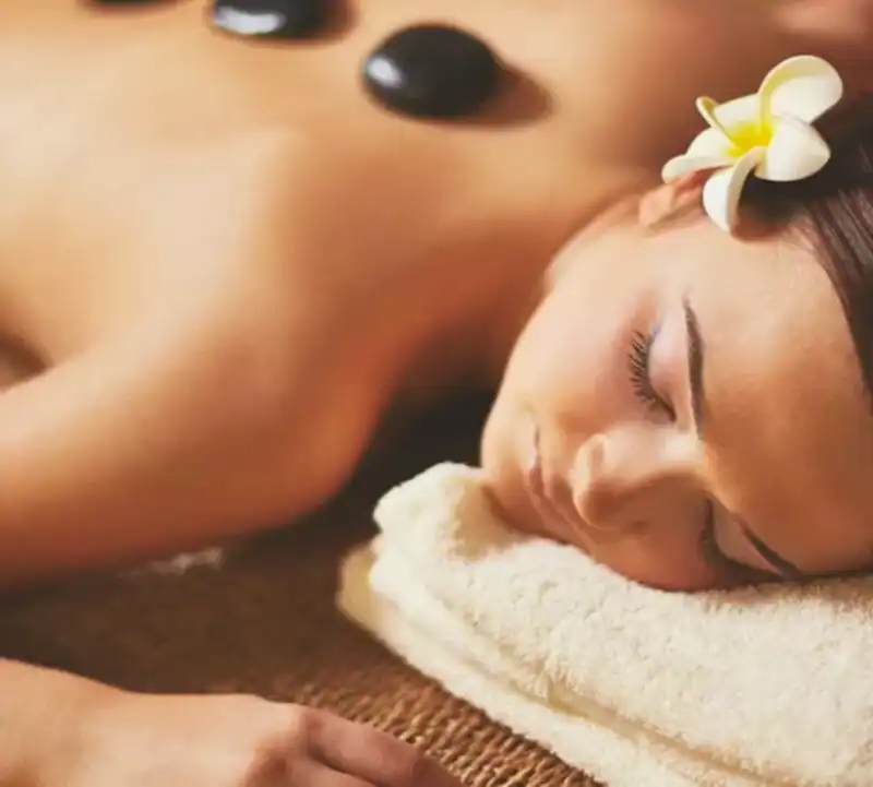Luna Den Spa & Welness